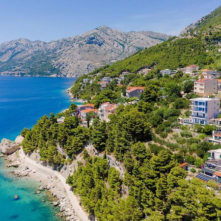 Seaview Apartments Nives 브렐라 외부 사진