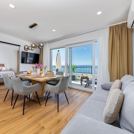 Seaview Apartments Nives 브렐라 외부 사진