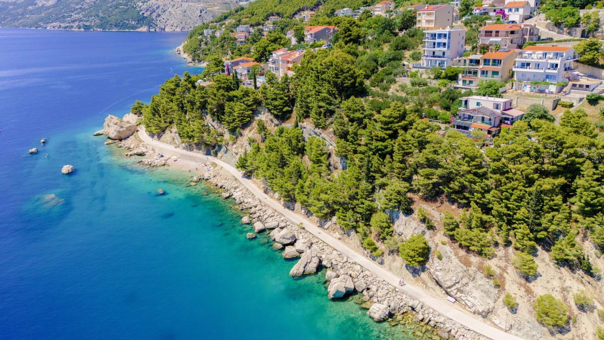 Seaview Apartments Nives 브렐라 외부 사진