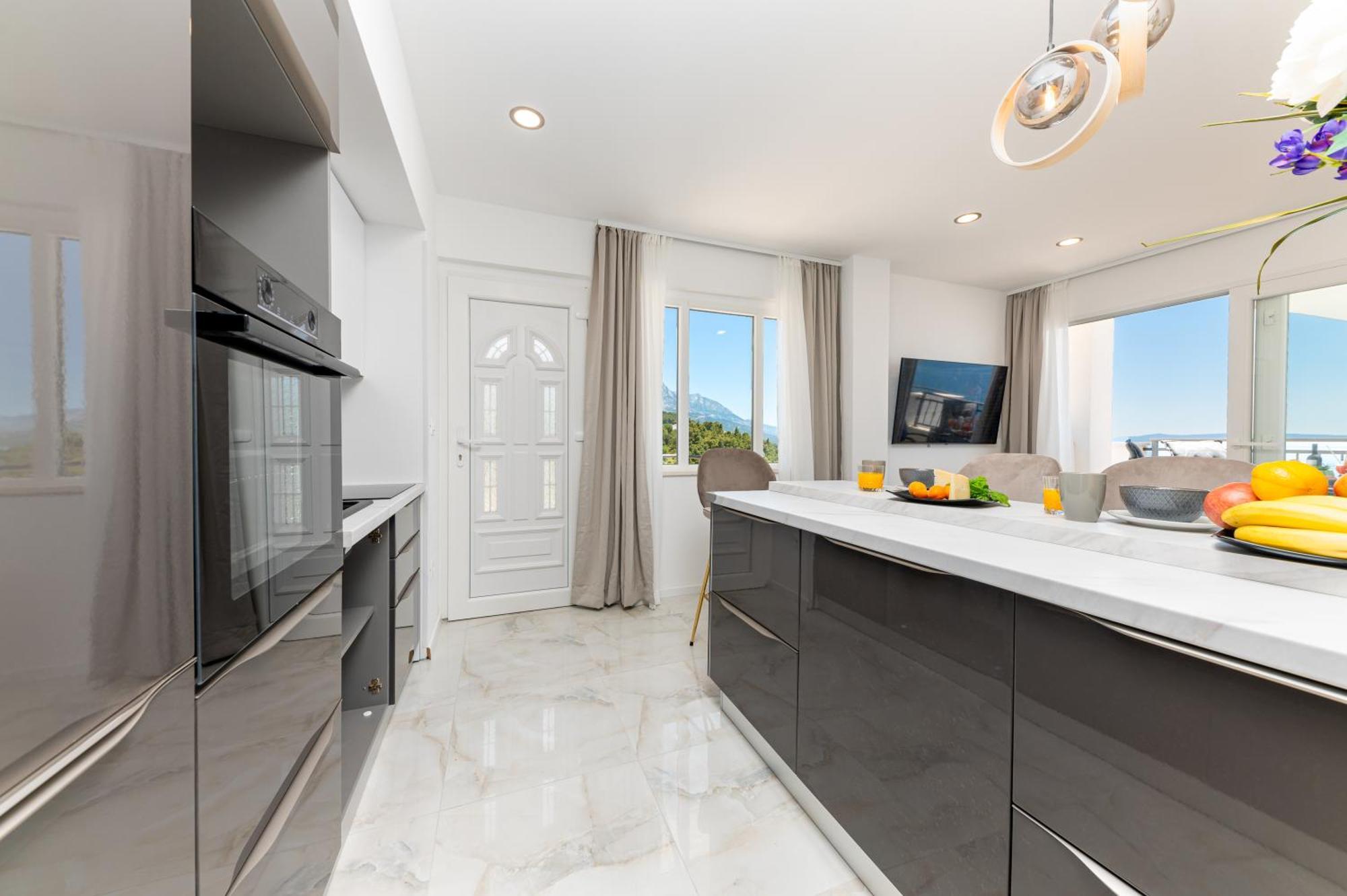 Seaview Apartments Nives 브렐라 외부 사진