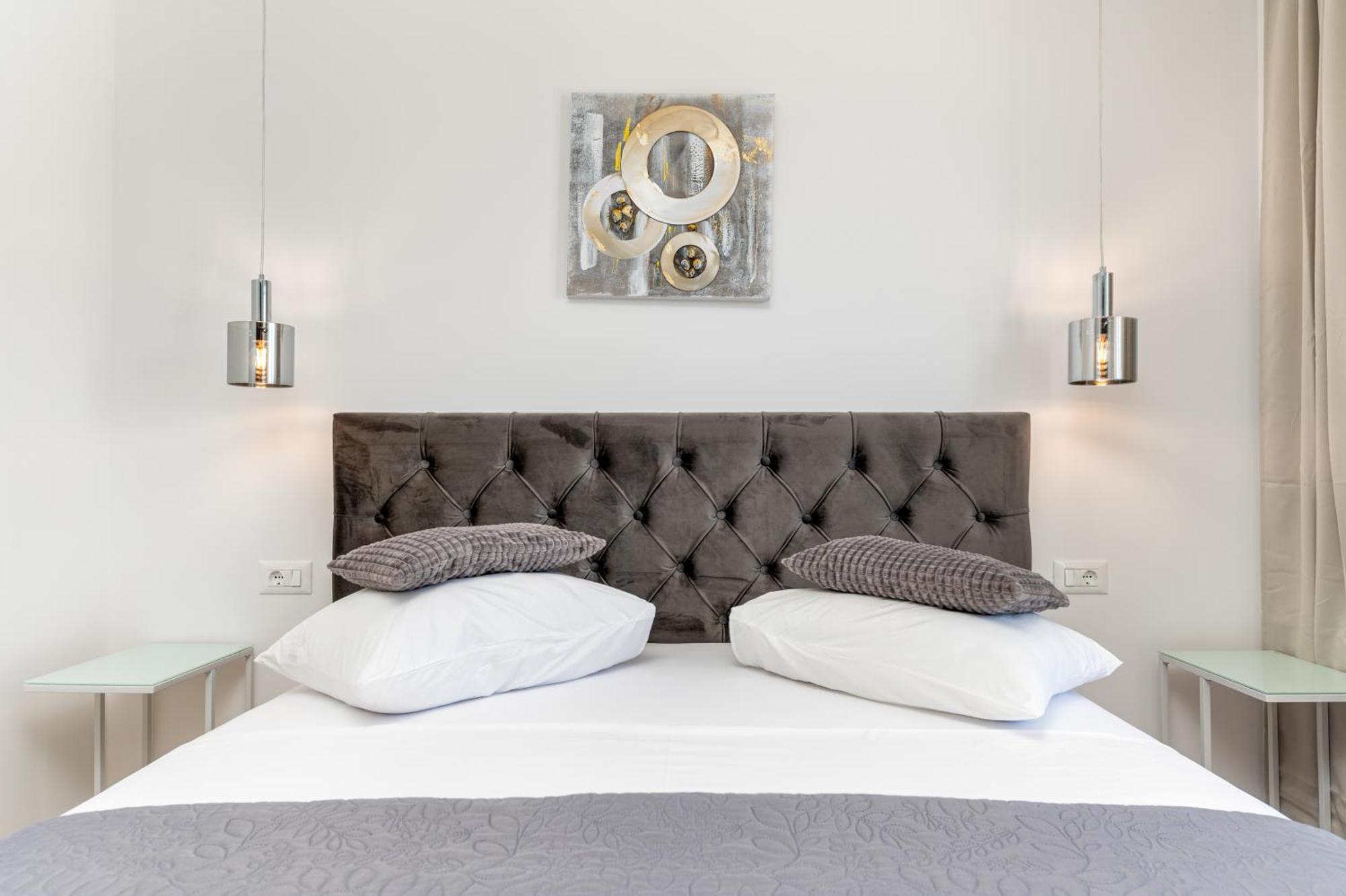 Seaview Apartments Nives 브렐라 외부 사진