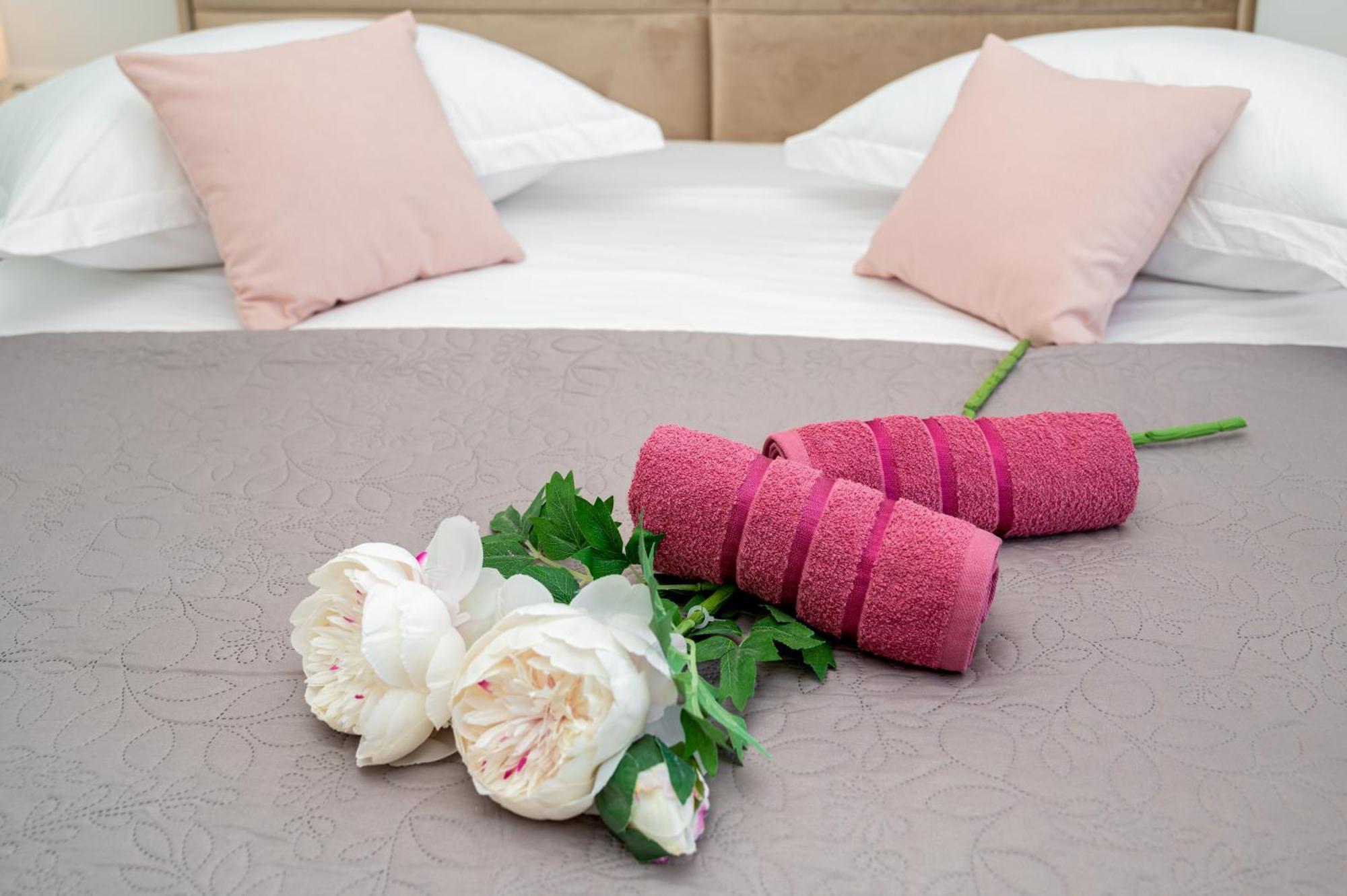 Seaview Apartments Nives 브렐라 외부 사진