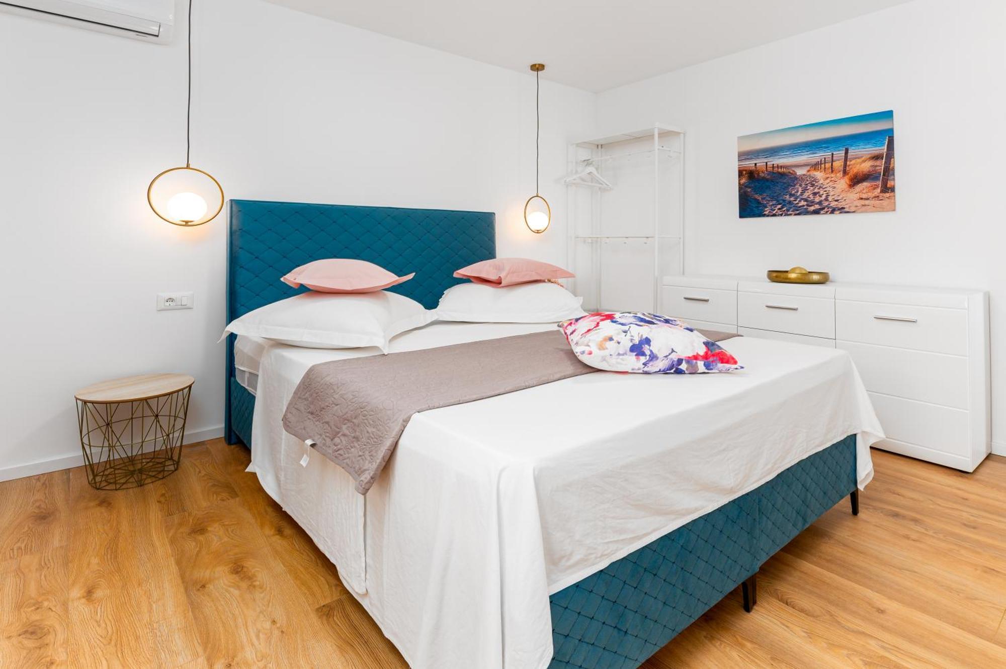 Seaview Apartments Nives 브렐라 외부 사진